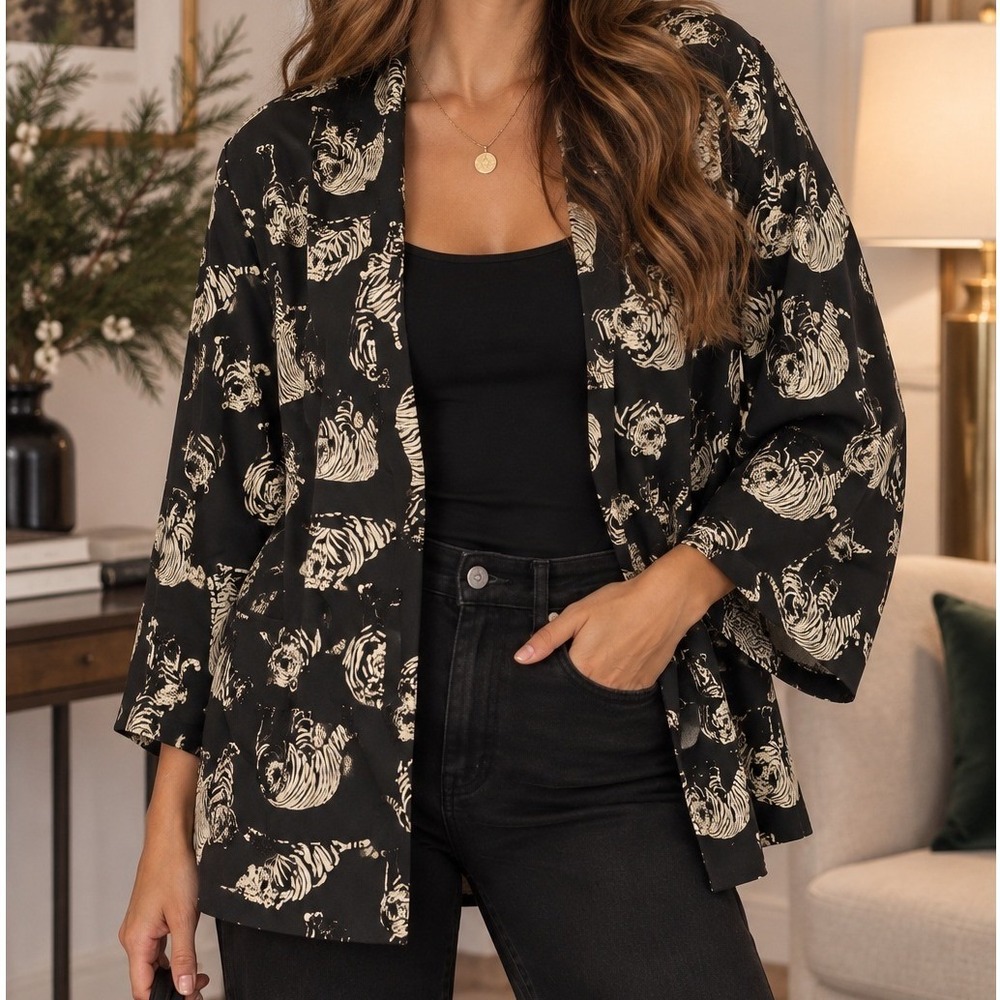 Forever 21 Tiger Print Kimono Style Blouse Wide Sleeve Boho Chic Bold Women M